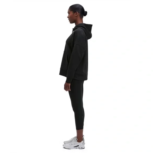 On Cloud Running Hoodie in Black - Picture 2 of 14